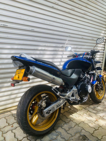 honda-hornet-250-ch115-big-3