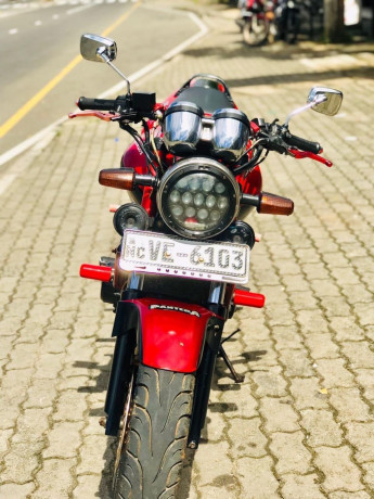 honda-hornet-250-ch110-big-2