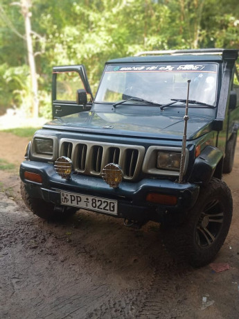 mahindra-bolero-2010-big-1