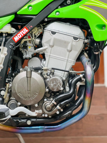 kawasaki-d-tracker-250-2023-big-4