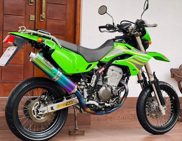 kawasaki-d-tracker-250-2023-big-0