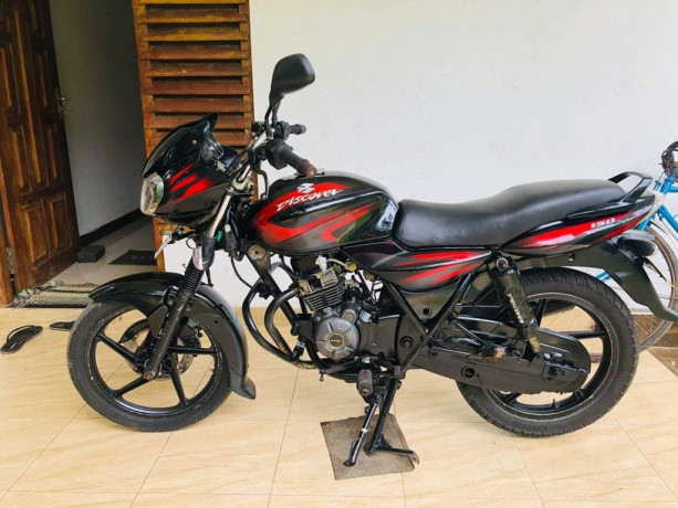 bajaj-discover-150-big-1