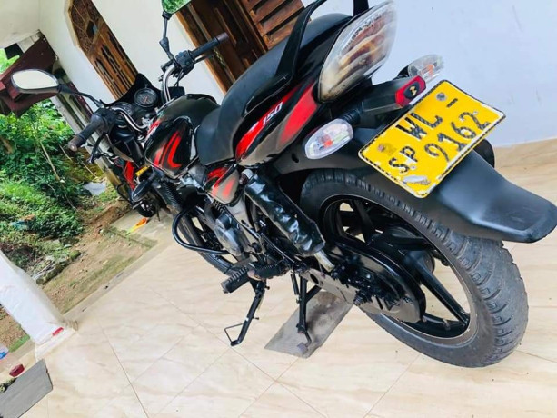 bajaj-discover-150-big-3