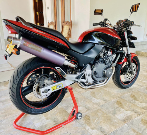 honda-hornet-250-ch150-big-3