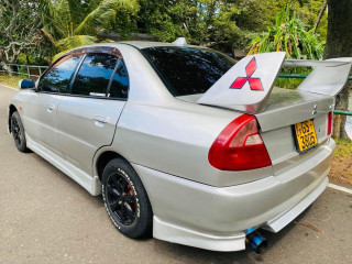 mitsubishi-lancer-ck1