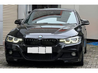 BMW 330E 2016