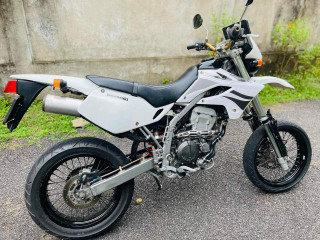 kawasaki-d-tracker-250-2023