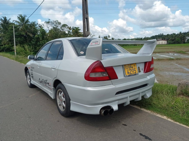 mitsubishi-lancer-ck2-1997-big-1