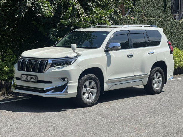 toyota-prado-2014-big-0