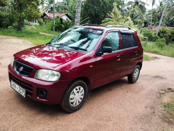 suzuki-alto-2011-big-0