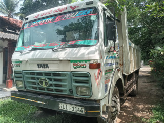 tata-tipper-2010