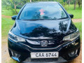 honda-fit-2013-small-0