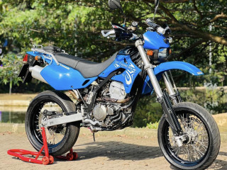 kawasaki-d-tracker-250-2023