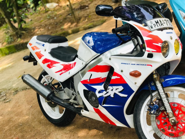 Honda cbr 250 mc19 2005, Galle