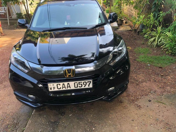 honda-vezel-2014-big-1