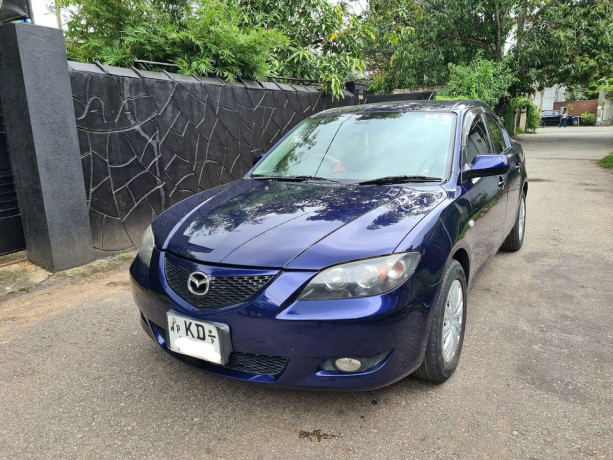 mazda-axela-2003-big-1