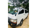 toyota-hiace-lh113-1990-small-3