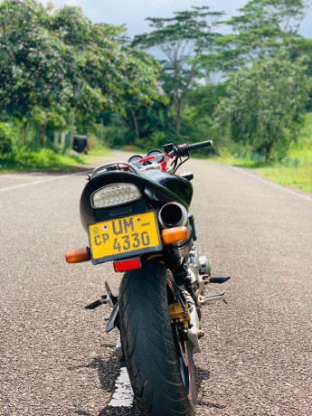 honda-hornet-ch130-2008-big-4