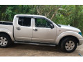 nissan-navara-2006-small-0