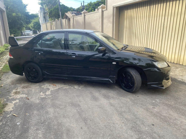 mitsubishi-lancer-cs1-2008-big-1
