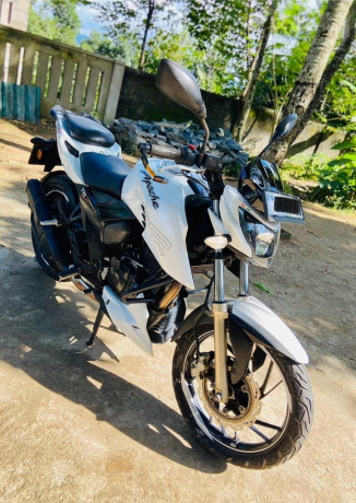 tvs-apache-rtr200-2017-big-3