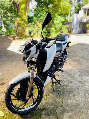 tvs-apache-rtr200-2017-big-1