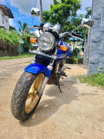 honda-hornet-ch130-2020-big-1