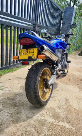 honda-hornet-ch130-2020-big-2