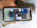apple-iphone-xr-small-2