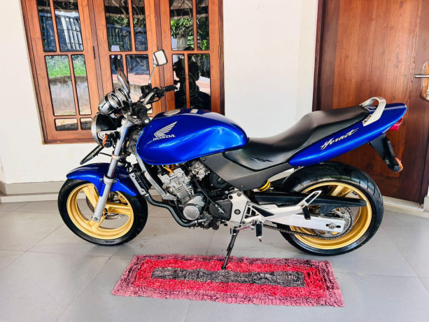 honda-hornet-ch130-2015-big-3