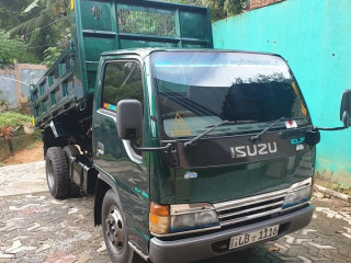 isuzu-elf-tipper