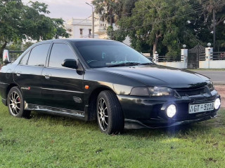 mitsubishi-lancer-ck2-2001