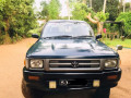 hilux-ln106-double-cab-1992-small-3