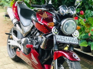honda-hornet-ch130-2016