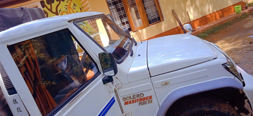 mahindra-bolero-cab-2013-big-2