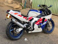 honda-cbr-250-gullarm-2011-small-1