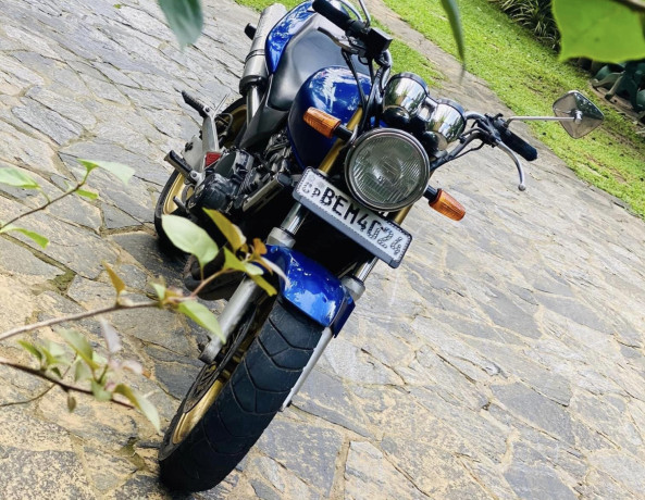 honda-hornet-ch115-2017-big-0