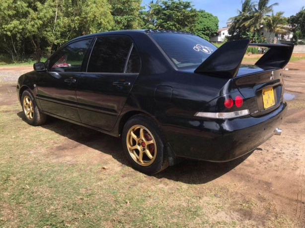 mitsubishi-lancer-cs3-2003-big-2