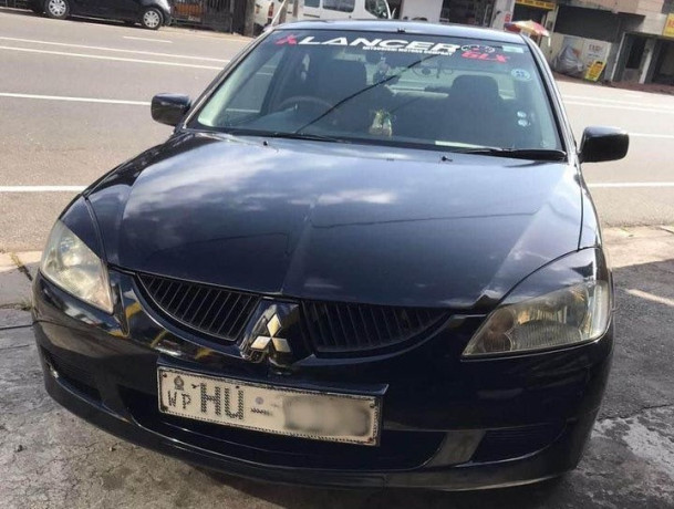 mitsubishi-lancer-cs3-2003-big-0