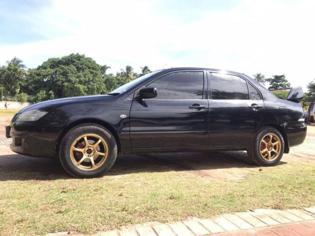 mitsubishi-lancer-cs3-2003-big-1