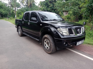 nissan-navara-2007