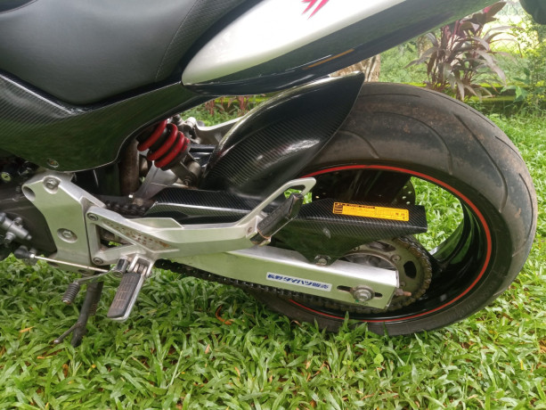 honda-hornet-ch150-2020-big-4