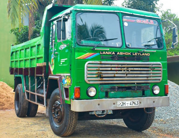 ashok-leyland-timing-tipper-2004-big-0
