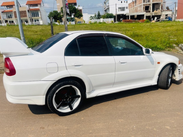 mitsubishi-lancer-ck2a-1997-big-1