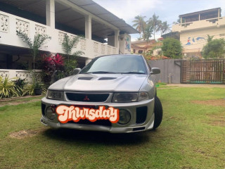 mitsubishi-lancer-ck2-2000
