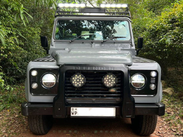 landrover-defender-1991-big-2