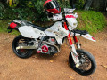 suzuki-drz-400-2015-small-0