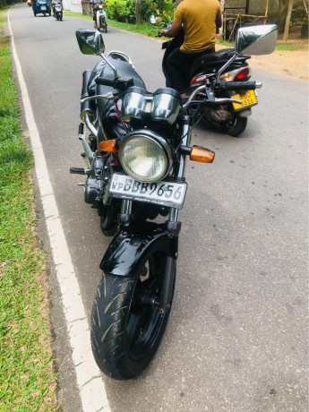 honda-hornet-ch125-2014-big-1
