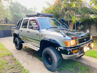 Toyota hilix ln106 1991