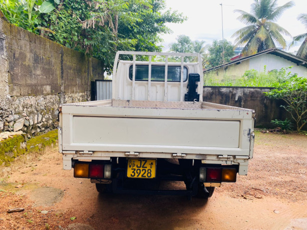 mitsubishi-canter-crew-cab-big-4